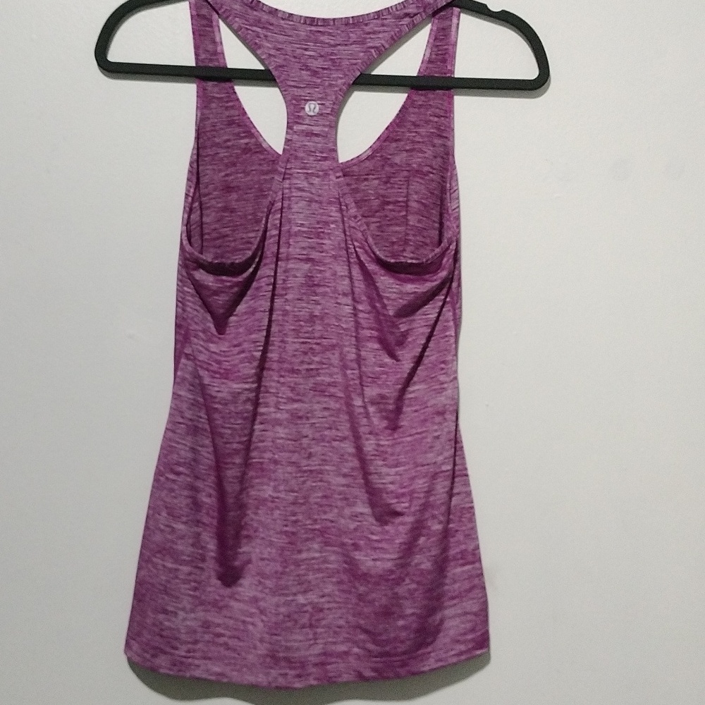 Lululemon women's sports top